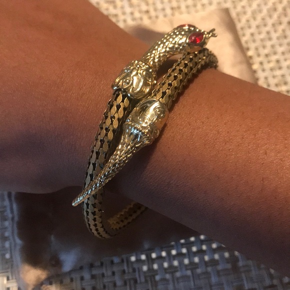 Vintage tone serpent  bracelet - Picture 2 of 9